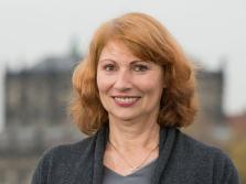 Sachsens-Integrationsministerin-Petra-Koepping-schaemt-sich-fuer-ihre-Landsleute_pdaArticleWide