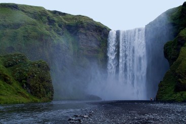 Klaus Stebani Wasserfall iceland-1762837_1920